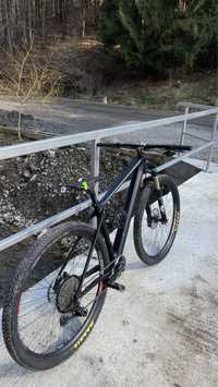 Bicicleta XC Custom 1x12 / Carbon / Fox / L /9.5kg