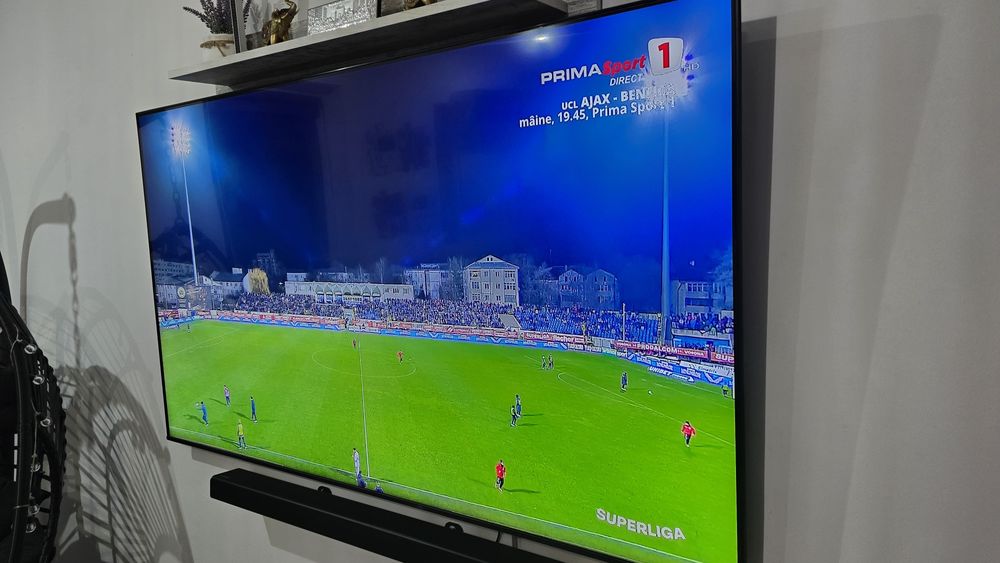 Televizor Smart LED, Samsung 65AU9072, 163 cm, Ultra HD 4K