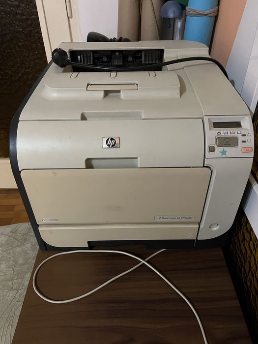 Лазерен цветен принтер HP Color LaserJet CP2025 [ЗА ЧАСТИ]