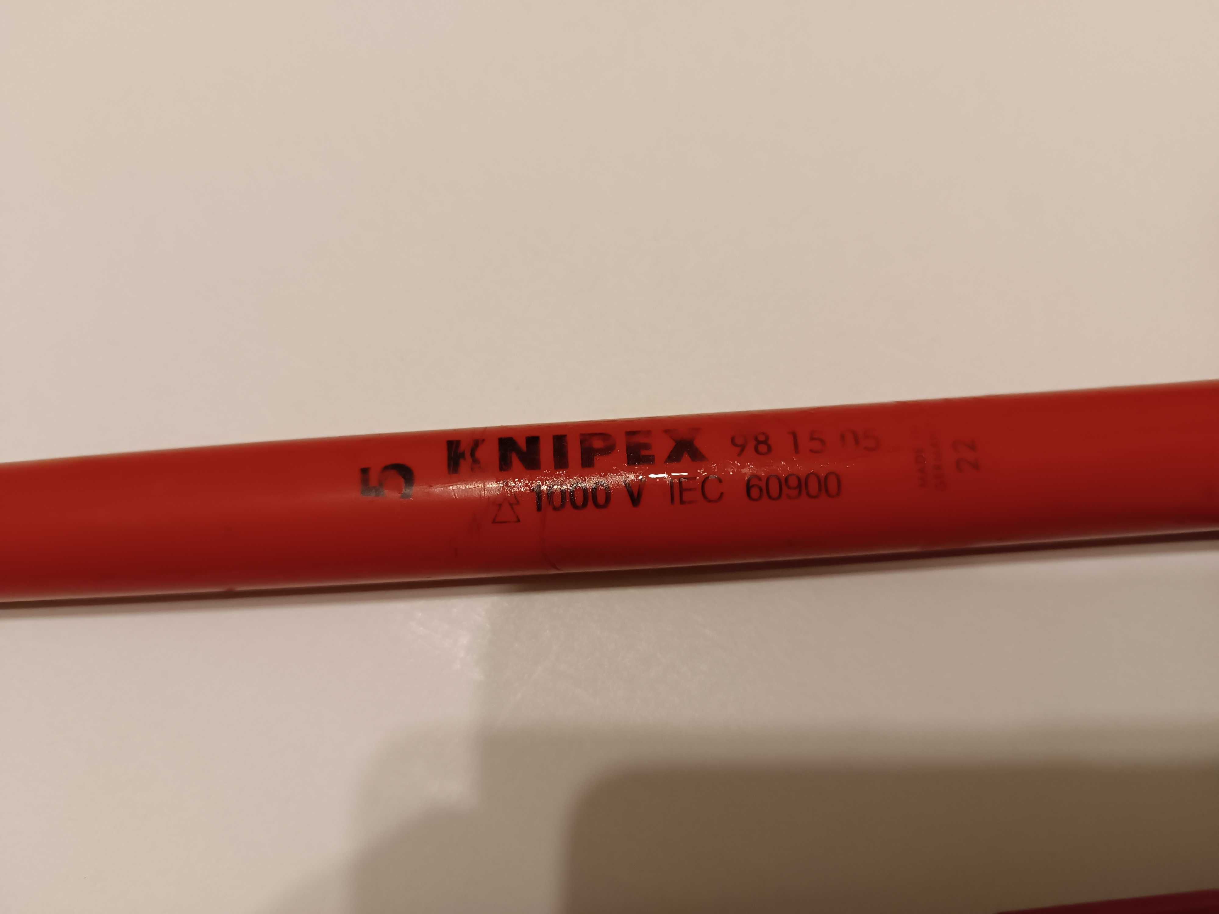 Отвертки за  вътрешен шестостен 5х250mm,98 15 05,KNIPEX и friedrich235