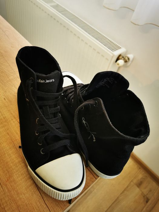 Vand tenesi ghete Calvin Klein marime 40 stare perfecta