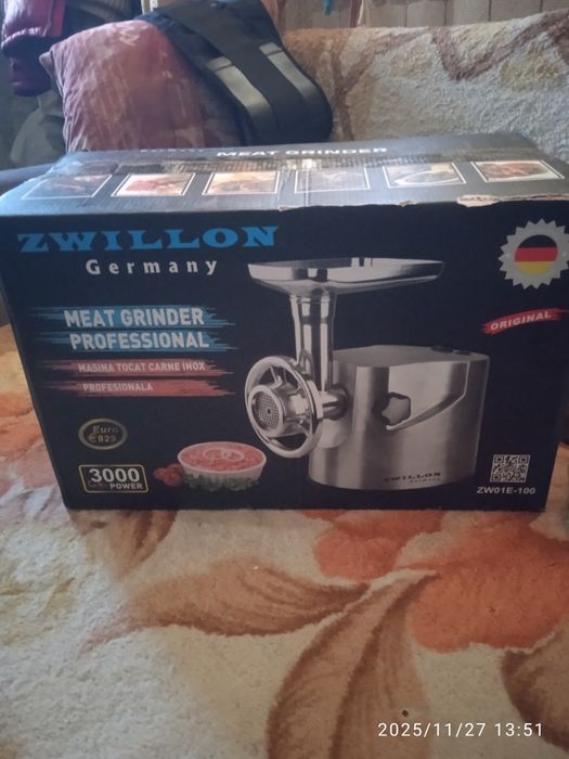 Электромясорубка