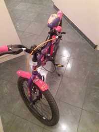 Велосипед за дете 5-8 години с помощни колела