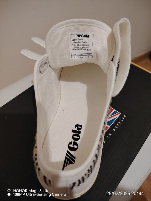 Дамски кецове Gola Coaster в платно с принт на зебра Safari