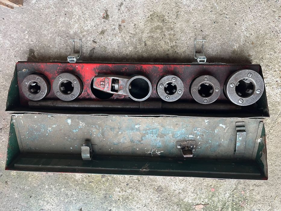 Винтонарезка / Резбонарезни машини за тръби 1/2"- 1” цол