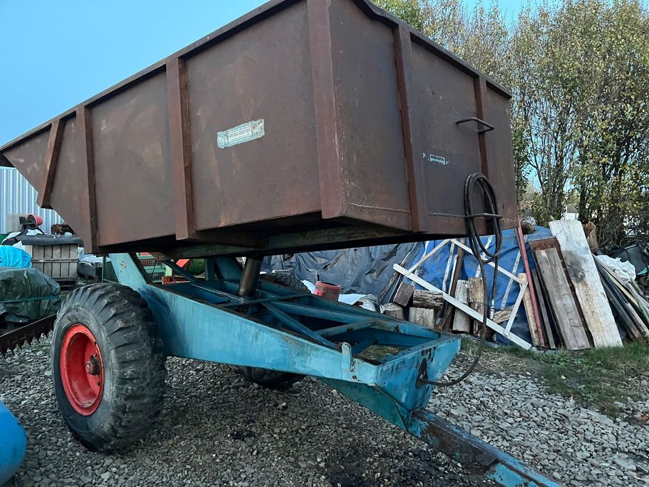 Remorca 4 t basculabila