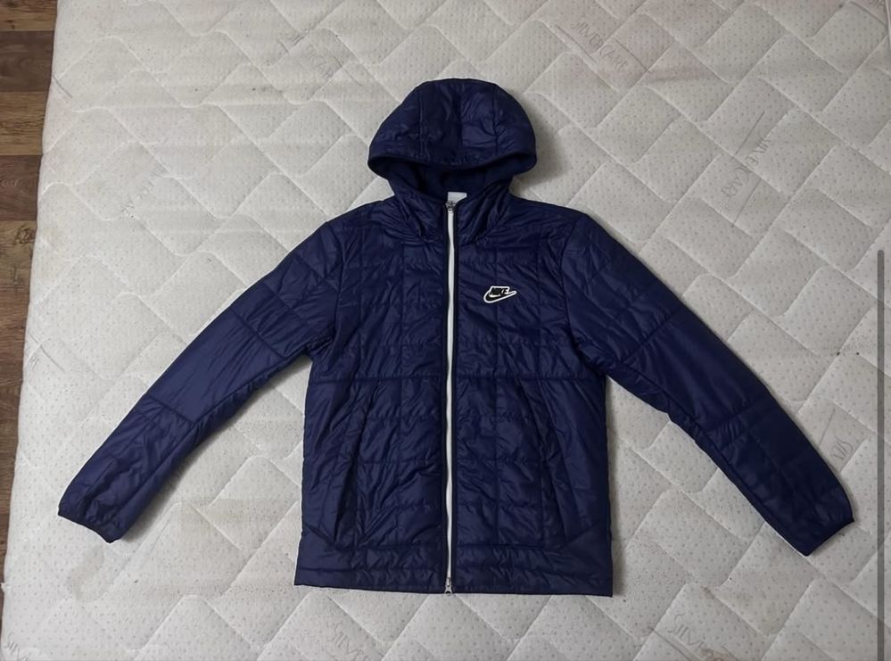 Nike Sportswear Men's Synthetic-Fill Jacket