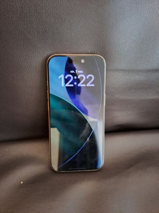Iphone 16 pro gold impecabil