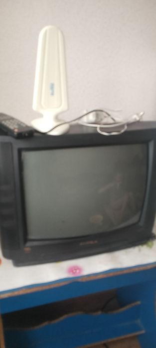 Телевизор с антеной