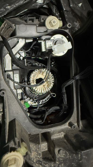 Far Dreapta Skoda Superb 2/FL Xenon/Led