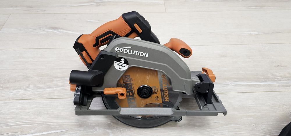 Circular Evolution CCSX Li-185 pe acumulatori,5 Set cu 2 sine dedicate