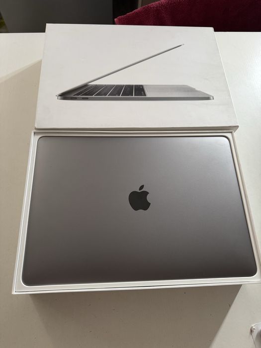MacBook Pro 13”