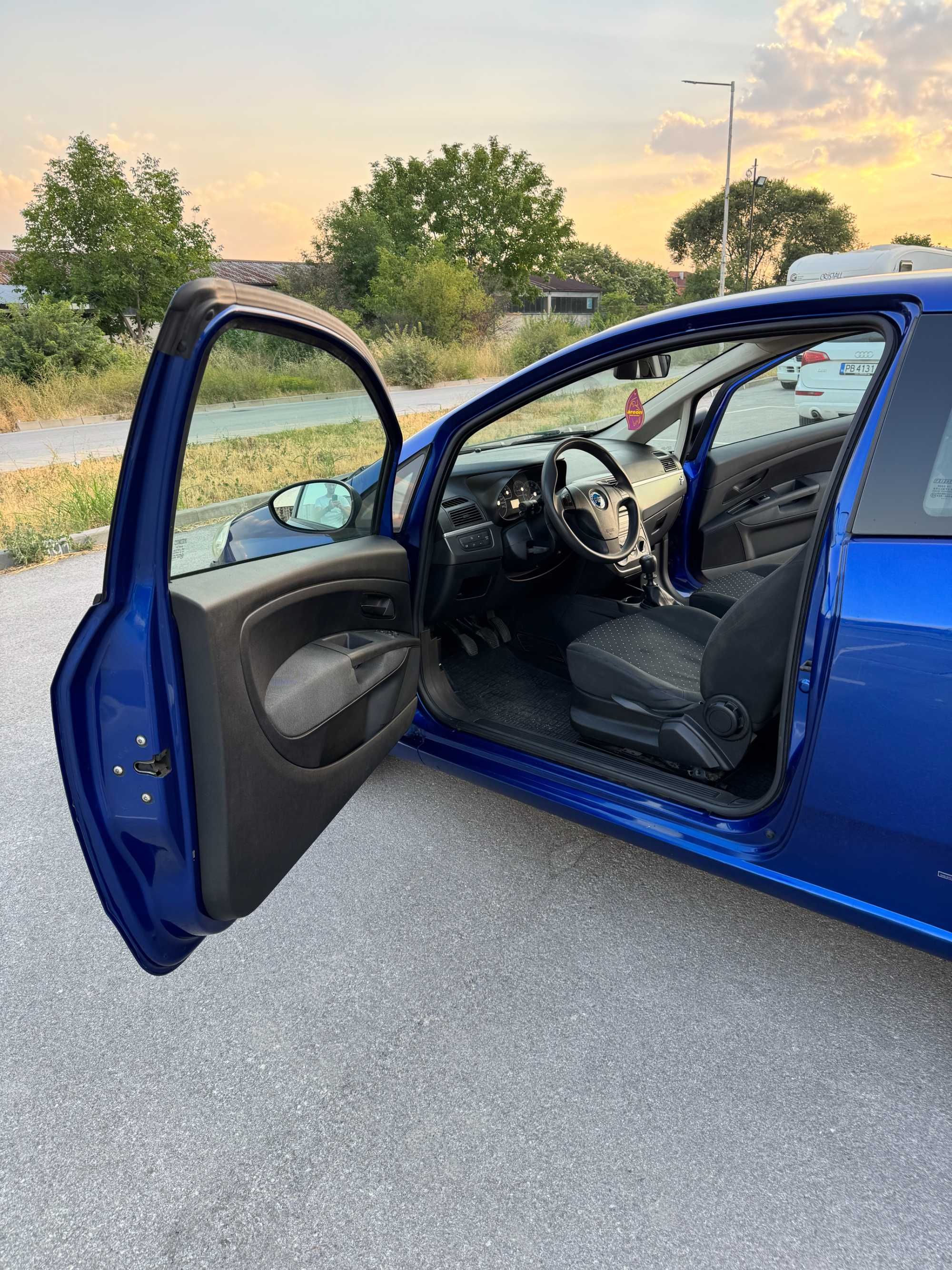 Fiat Grande Punto 1.4i 150 000км