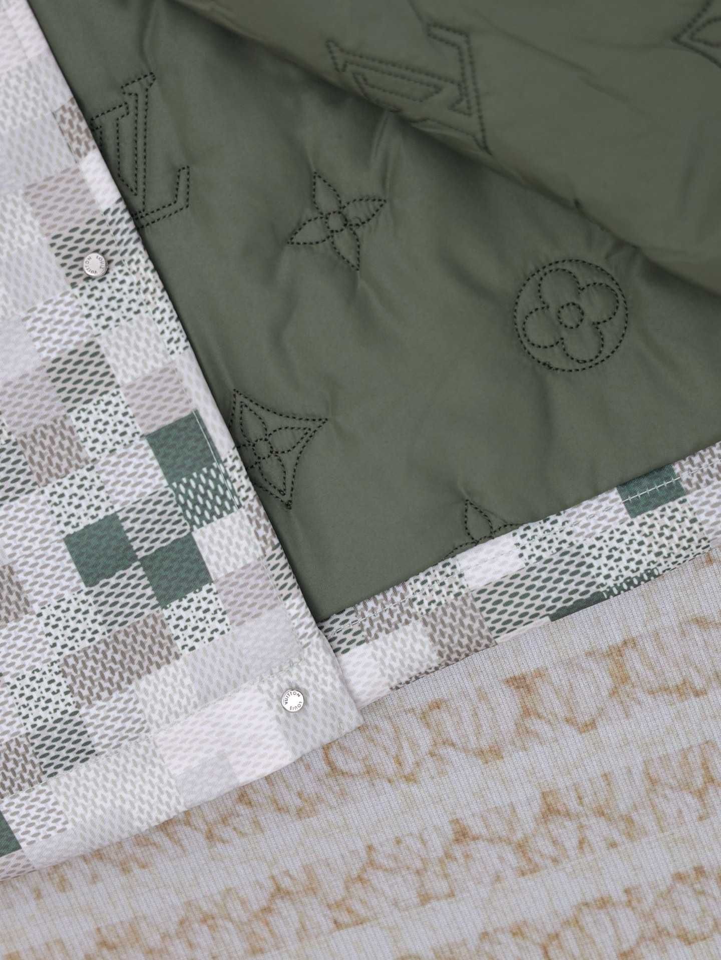 Geaca Louis Vuitton Premium