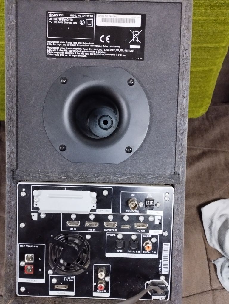 Sistem Audio 2.1 Sony
