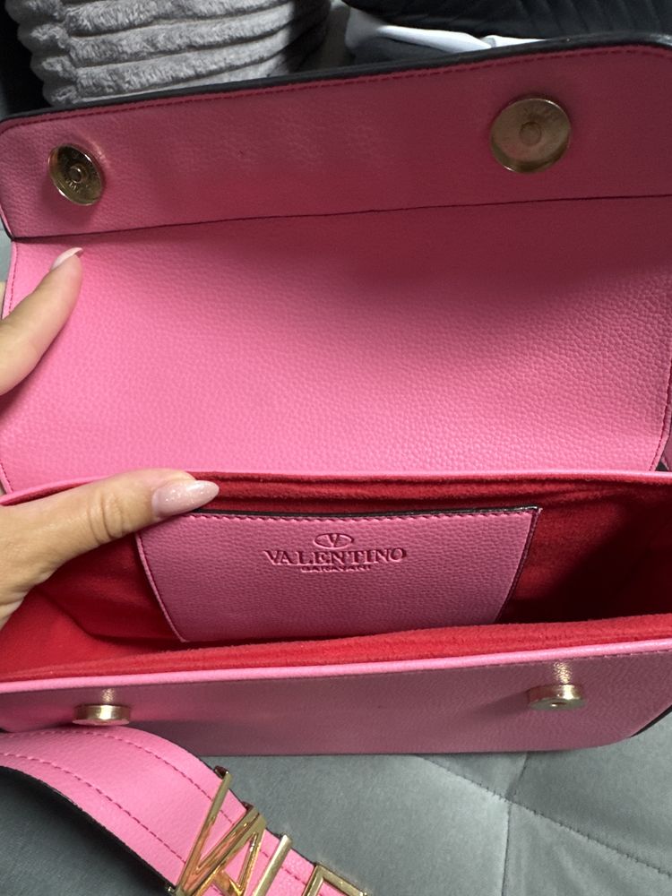 Дамска чанта VALENTINO