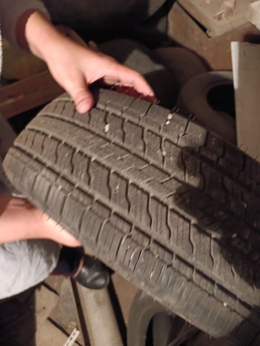 Авто шины  на кобальт состояние новое R15
