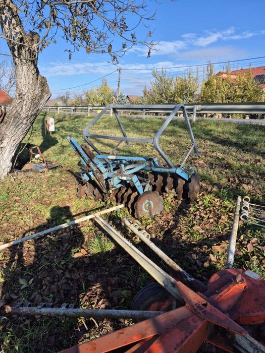 Presa de baloti rotunzi