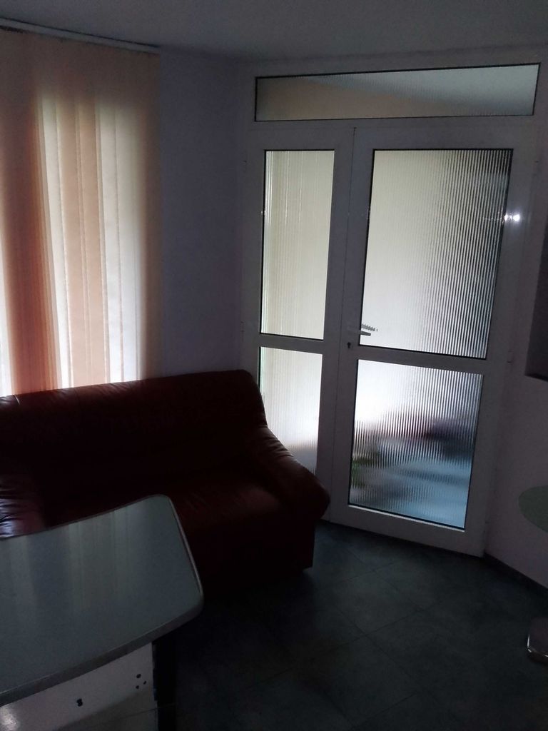 Продава се Офис в Варна, Автогара - 56 кв.м за 1340 €/кв.м - Снимка #2
