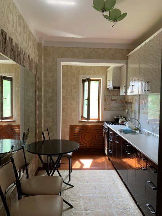 Метро ойбек 60 школа 3 х комнатная квартира