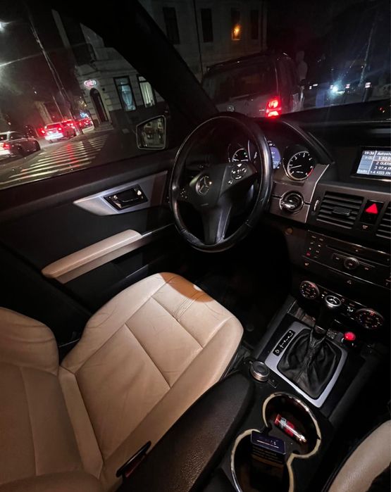 Vand mercedes benz glk 320 cdi 4matic  2008 cutie citeze automata, 4x4