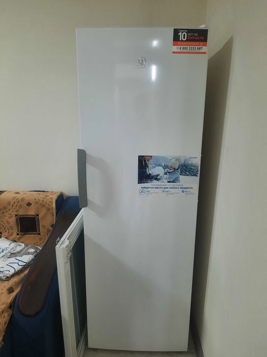 Продам морозильную камеру в отличном состоянии пользовались 1 год