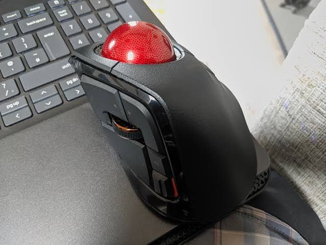 Mouse gaming RAZER Atheris. Elecom Deft Pro. Logitech MX Master 3S.