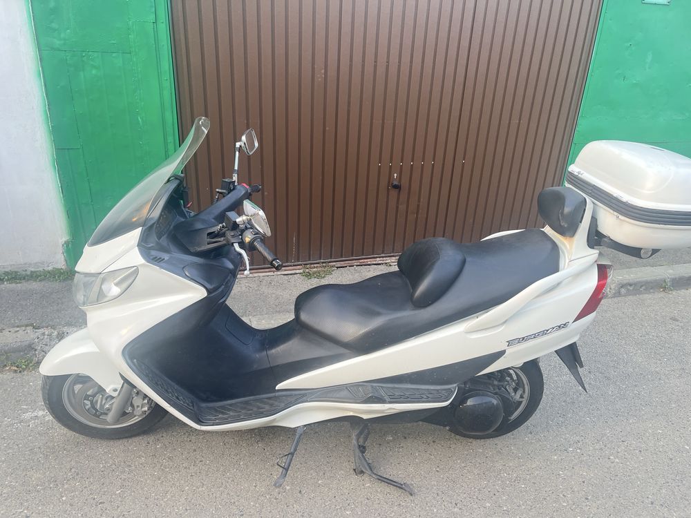 Suzuki Burgman 400cc