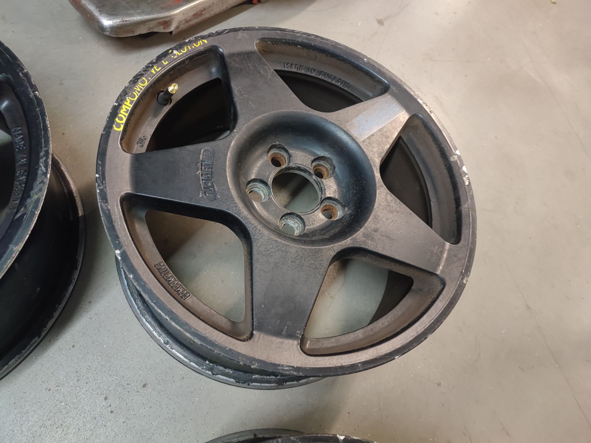 Compomotive MO 16" 5х100