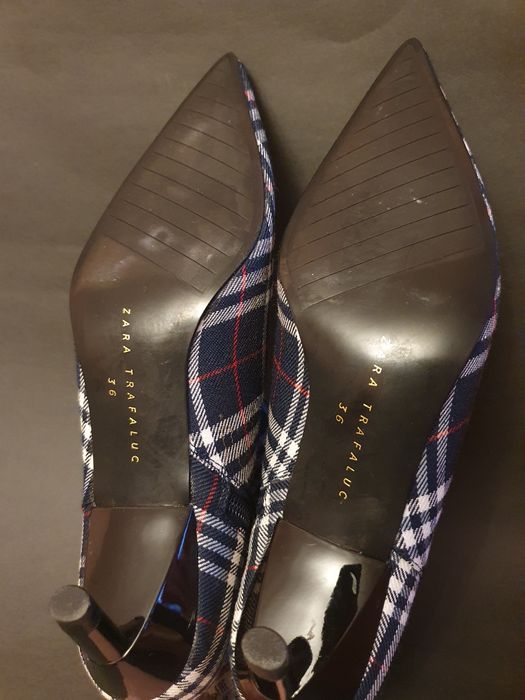 Ghete/ghetute/botine/ încălțări ZARA