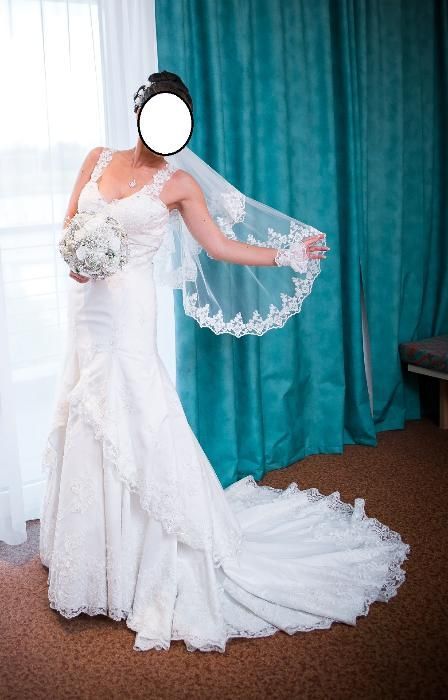 Rochie de mireasa  cu trena detasabila si voal