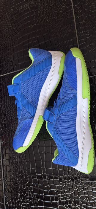 Маратонки Puma номер 38