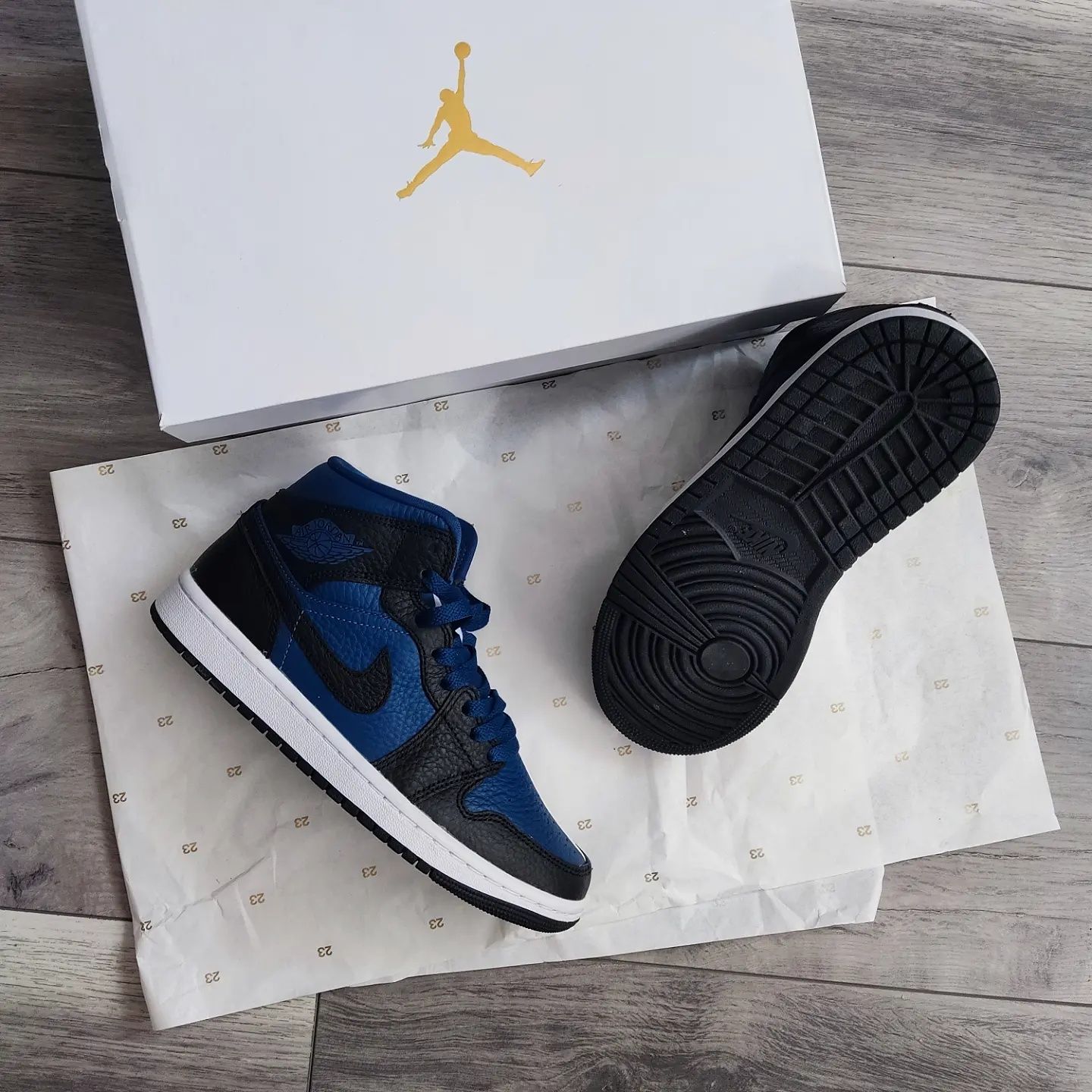 Air Jordan 1 Mid Split French Blue