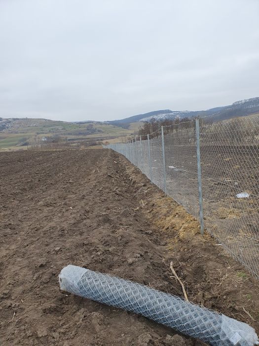 Împrejmuiri / gard / porti / livezi / terenuri