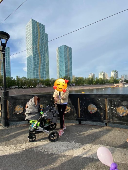 Почти новая, в отличном состоянии