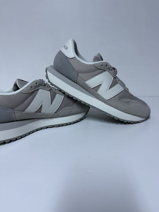 Adidasi New Balance marimea 39,5 noi, originali