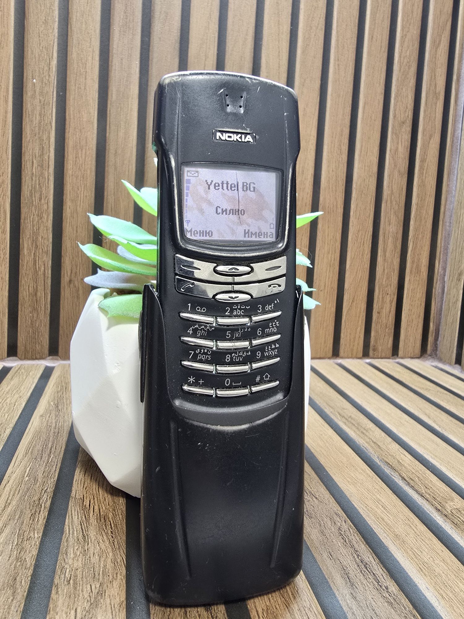 Телефон Nokia 8910i