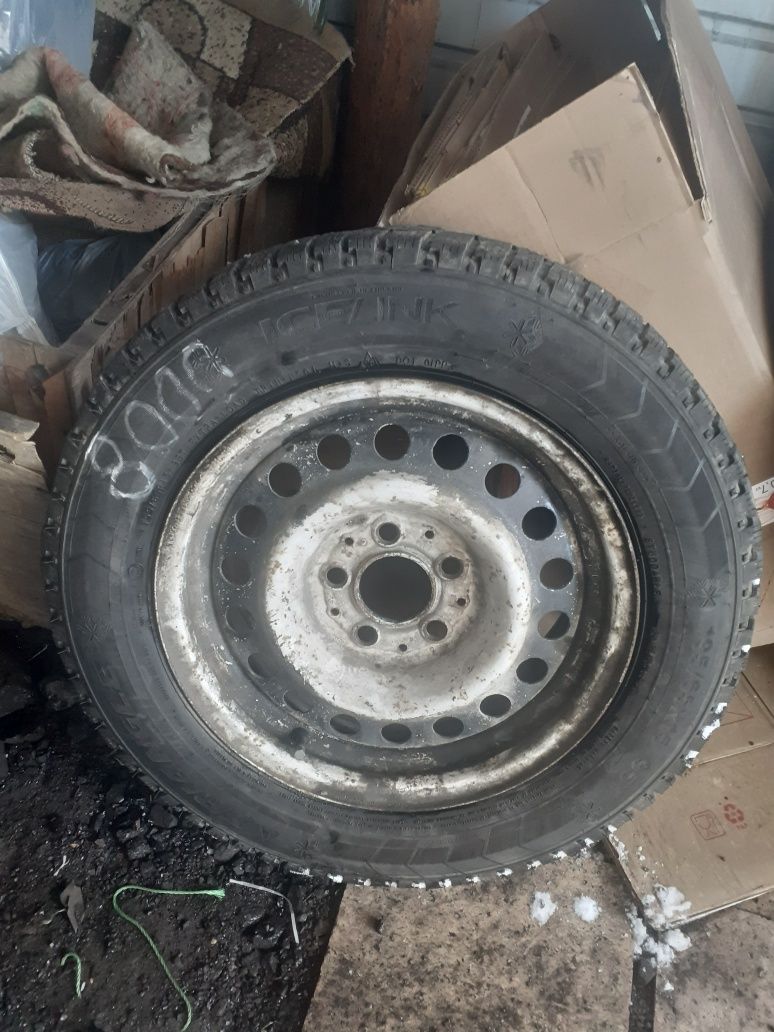 запаска на  R15 ауди100,А4