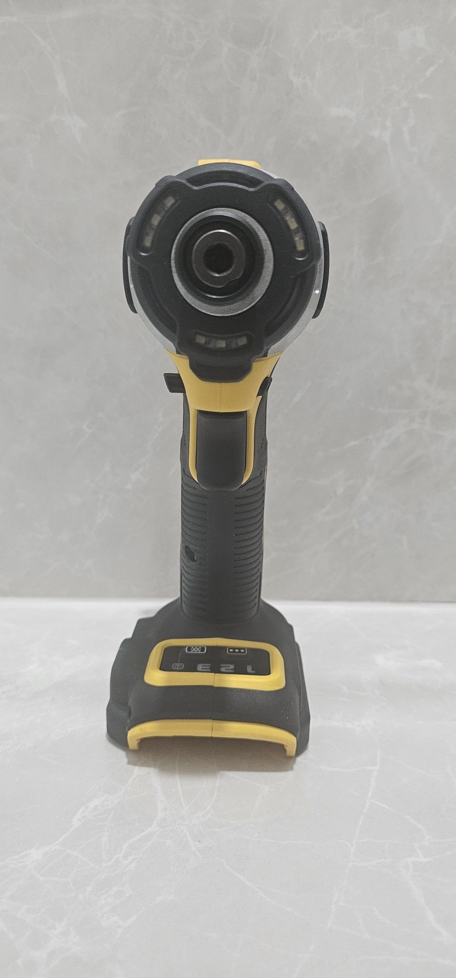 Dewalt DCF860 ultimul model