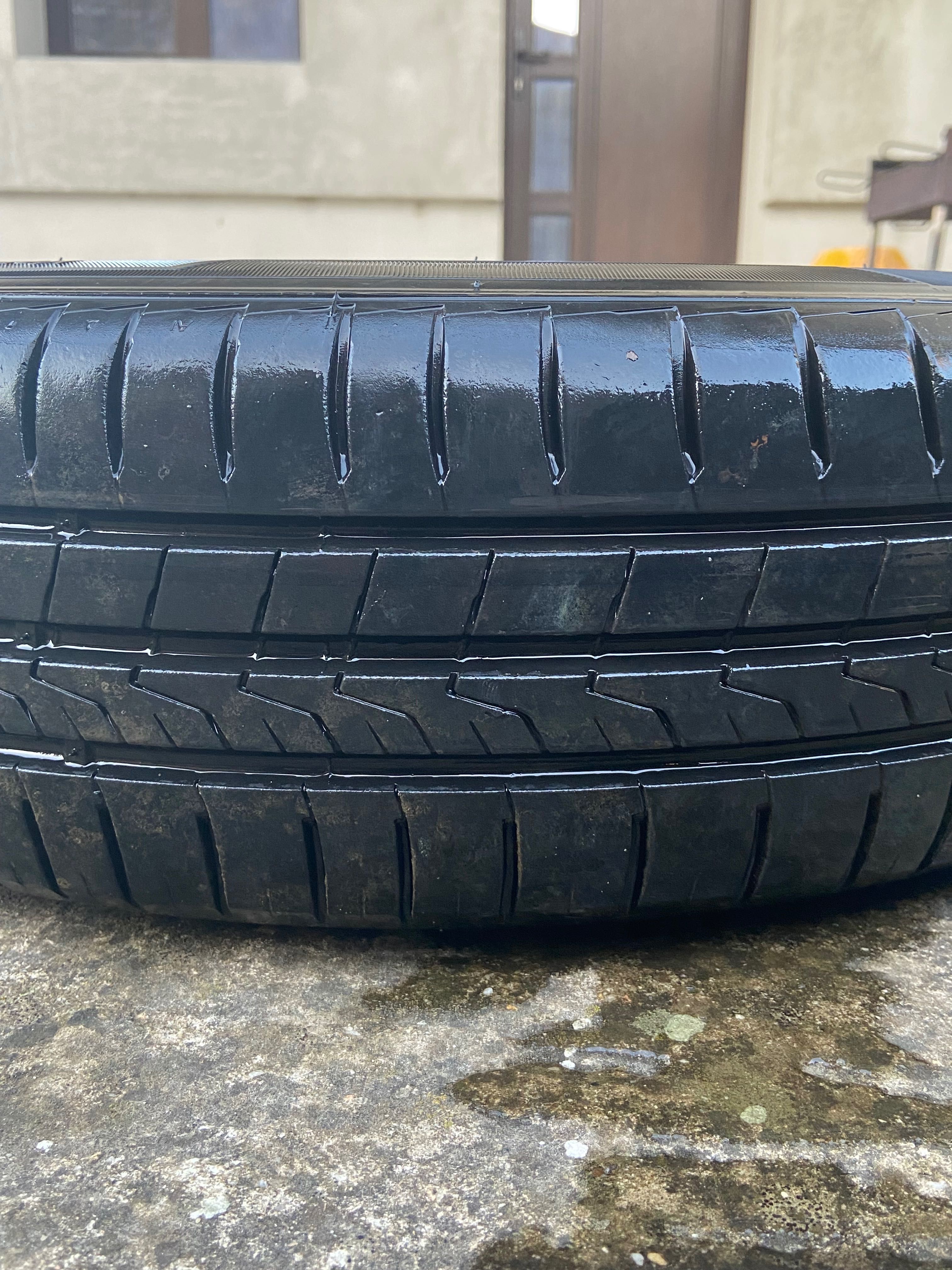 Vand cauciucuri de vara 165/70 R14 81T cu tot cu jante!