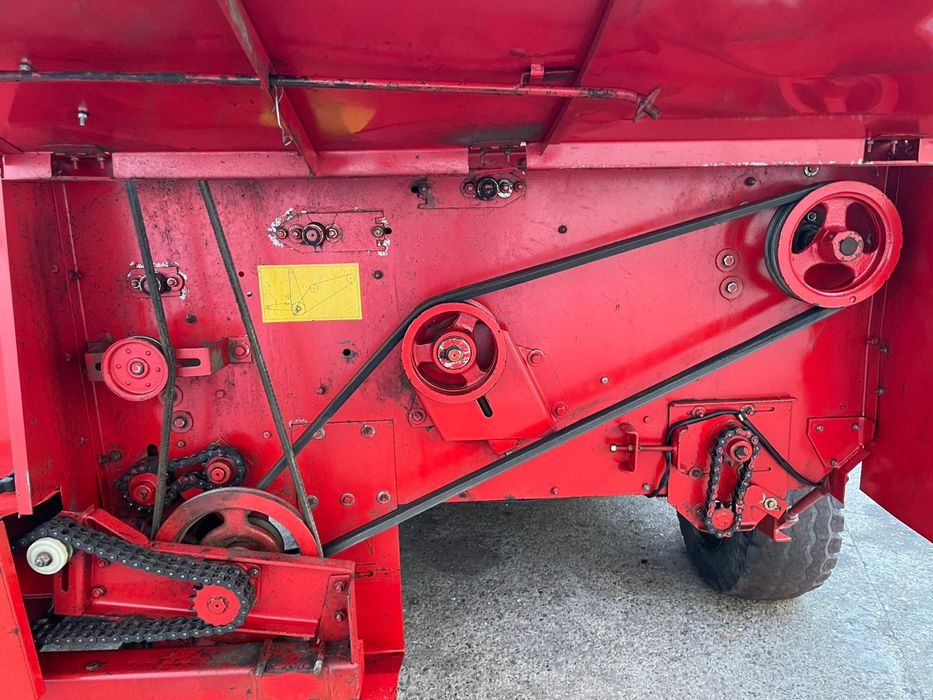 Culegătoare de porumb stiulete ZMAJ  224