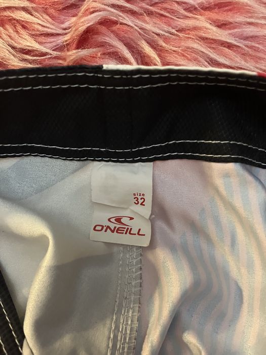 Продавам плувни щорти ONEILL