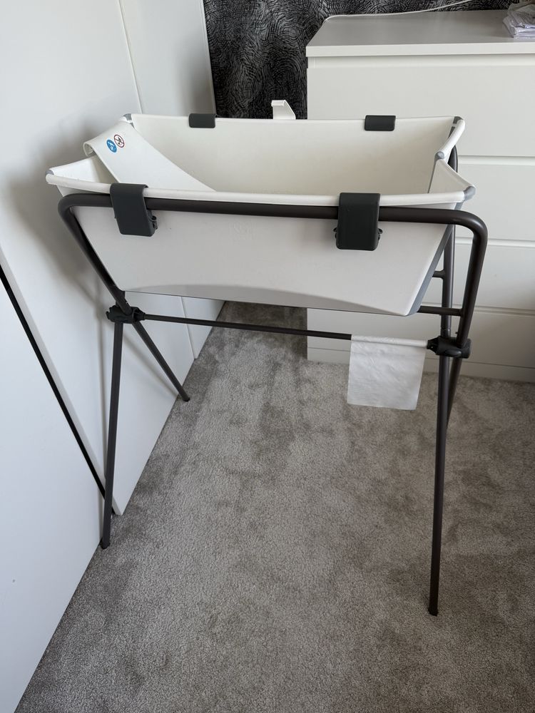 Stokke flexi bath вана за къпане със стойка за новородено