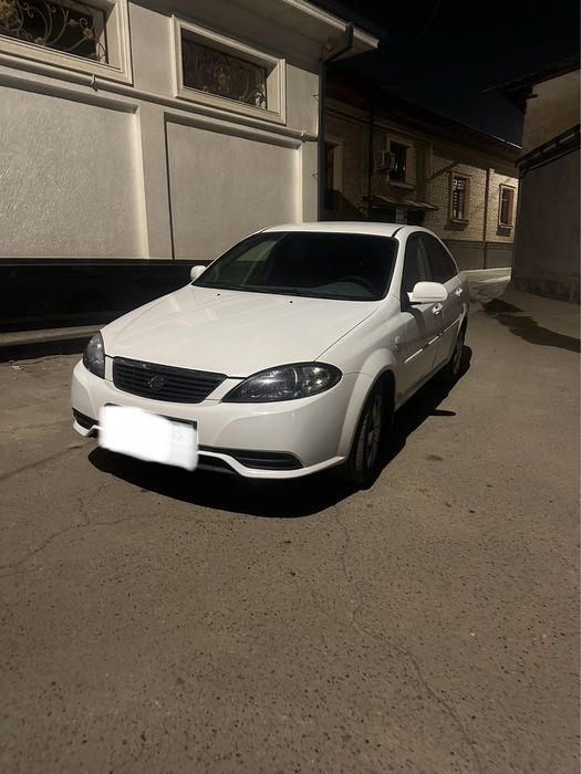 Лассет срочна сотилади