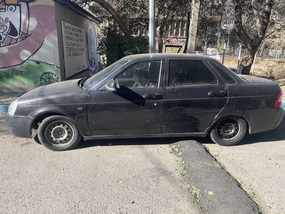 Продается приора