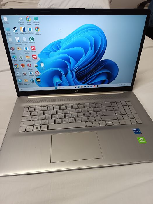 Laptop HP i5 12 th