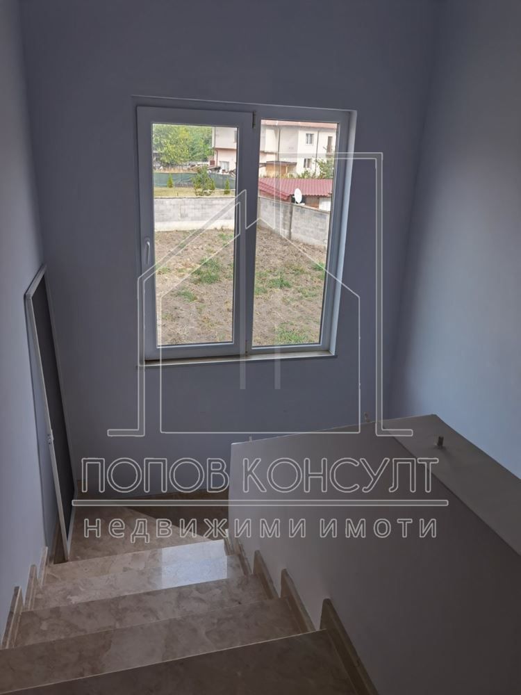 Къща в Пловдив, област-с.Катуница площ 160 кв.м. цена 137900