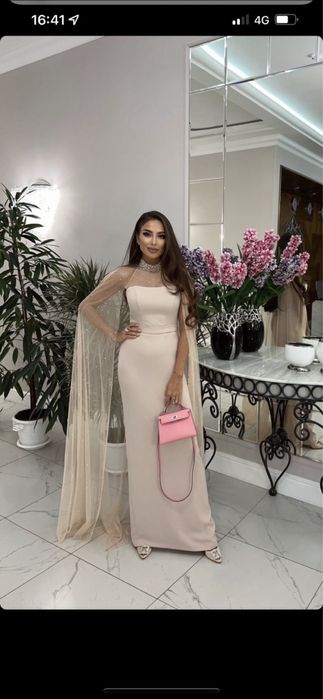 Платье вечернее своровскими камнями