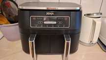 Air fryer Ninja cu 2 compartimente