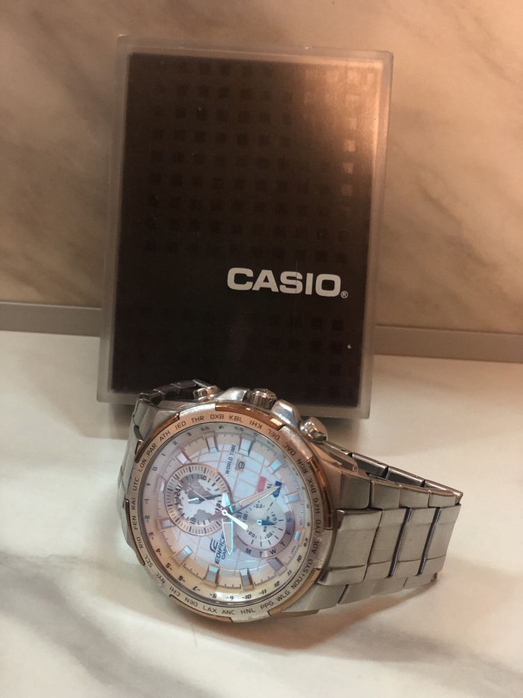 Часовник Casio оригинален